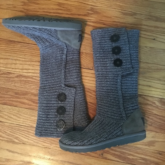 UGG classic cardy knit gray boots. - Picture 1 of 5